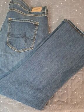 Denizen from Levi's Women’s Mid rise Bootcut Jeans size 14 S